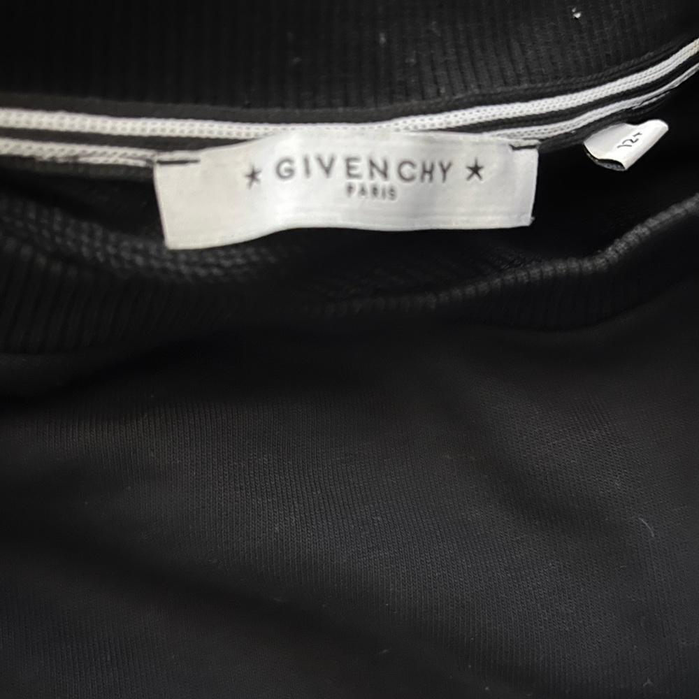 Preloved Boys Authentic Givenchy Sweatsuit size 12!